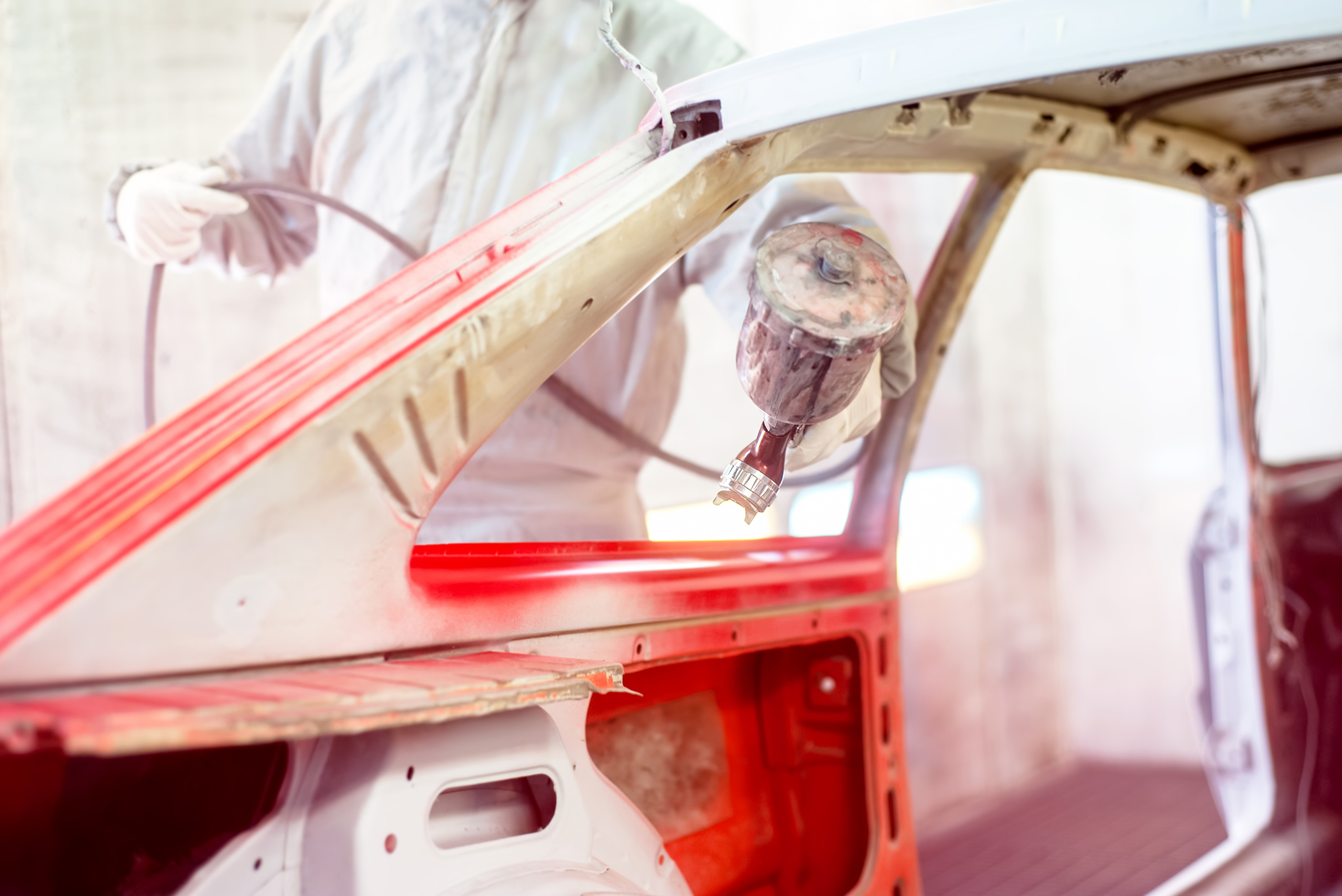 ¿Cómo funciona la pintura automotriz tricapa? ¡Lee esta información!