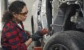 Descubre cuántos litros de pintura se necesitan para pintar una camioneta